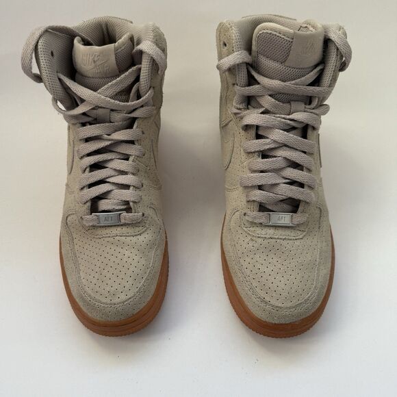 Nike Air Force 1 String High Top Sneakers Shoes Women 8 Suede Gum 749266-200 - Picture 5 of 10